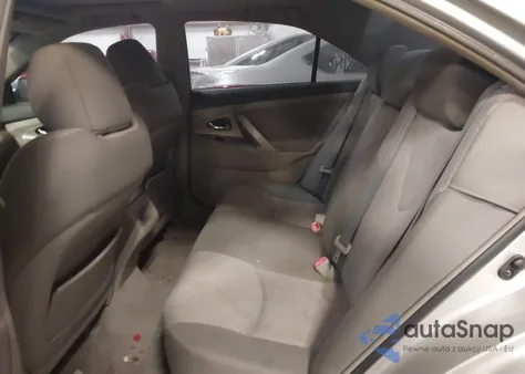 2007 Toyota Camry Se z USA, uszkodzony, nr VIN 4T1BE46K07U725428